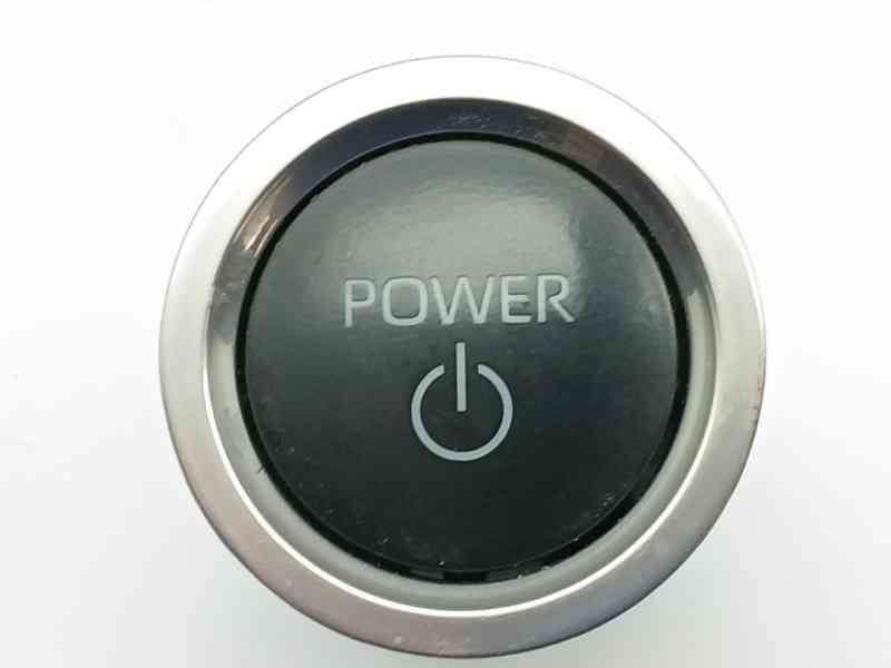 Recambio de antirrobo para toyota corolla (e21) referencia OEM IAM 8961102200