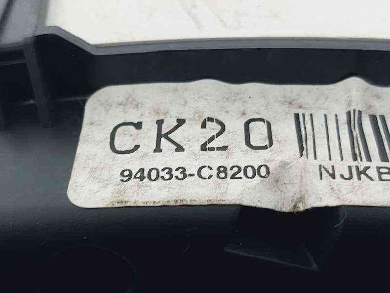 Recambio de cuadro instrumentos para hyundai i20 active referencia OEM IAM 94033C8200 2