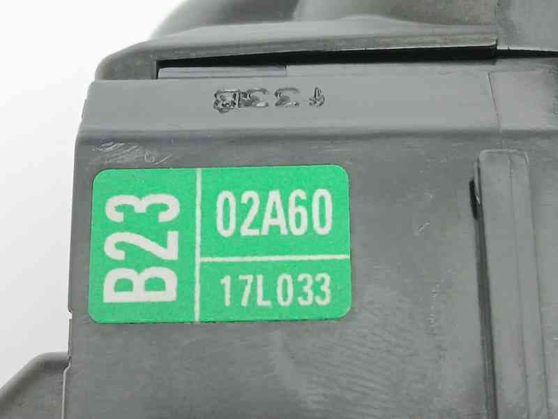Recambio de mando limpia para toyota corolla (e21) referencia OEM IAM 02A6017L033 3
