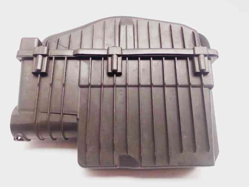 Recambio de filtro aire para citroën c3 live edition referencia OEM IAM 9670851880 2