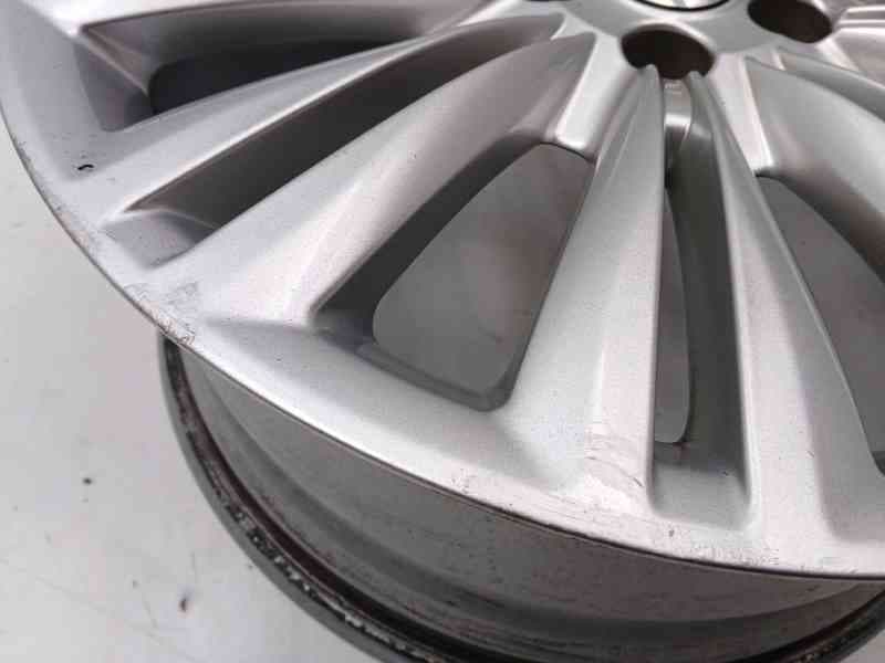 Recambio de llanta para jaguar xf i (x250) 3.0 d referencia OEM IAM 8W83CC  C2P12613 2