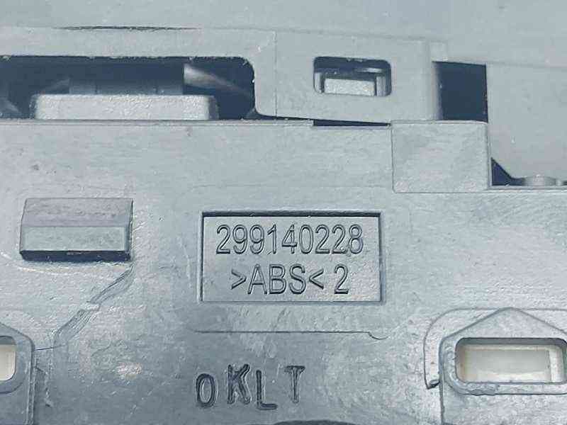 Recambio de mando retrovisor para hyundai i20 active referencia OEM IAM 299140228 2