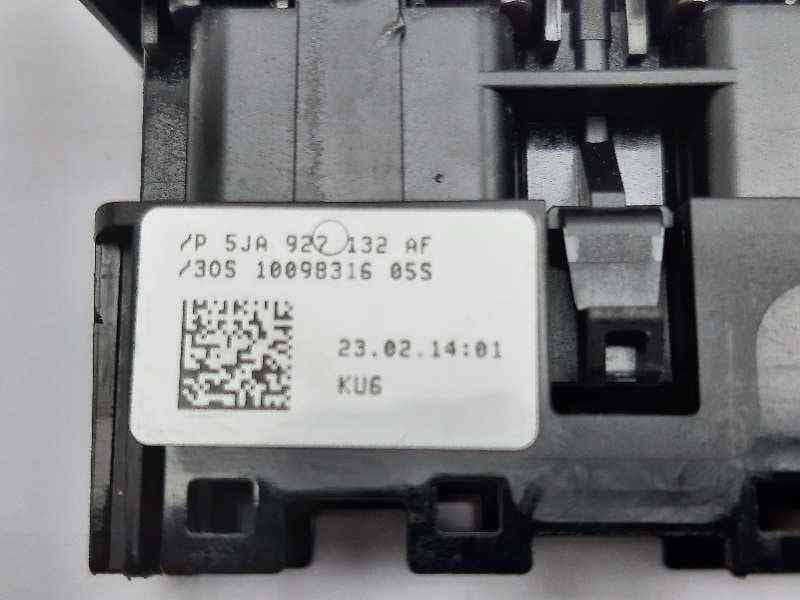 Recambio de interruptor para skoda rapid elegance referencia OEM IAM 5JA927132AF 2