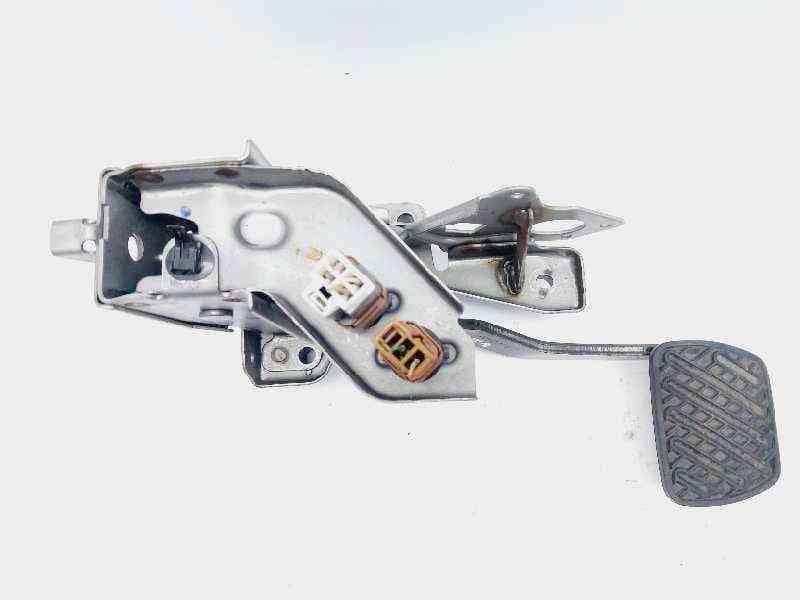 Recambio de pedal freno para nissan pulsar (c13) tekna referencia OEM IAM 465013RA0B