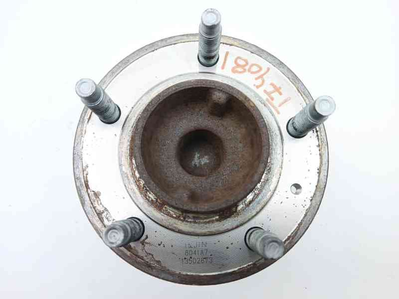 Recambio de buje para opel astra j (p10) 1.7 cdti (68) referencia OEM IAM 13502873