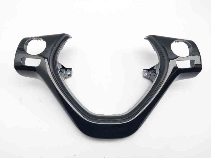 Recambio de volante para peugeot 108 1.0 referencia OEM IAM B0009825XU