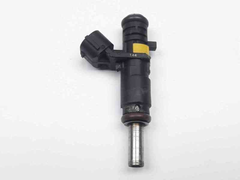 Recambio de inyector para peugeot 3008 premium referencia OEM IAM V752817680