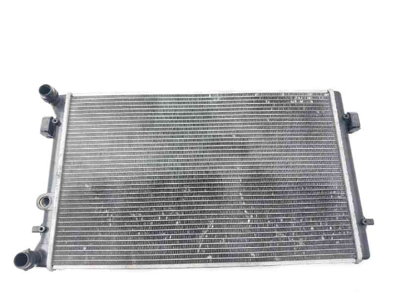 Recambio de radiador agua para toyota auris hybrid business referencia OEM IAM 3