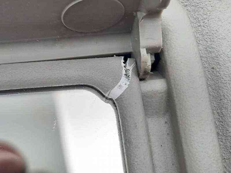 Recambio de parasol izquierdo para ford c-max trend referencia OEM IAM 2S61A04101 4