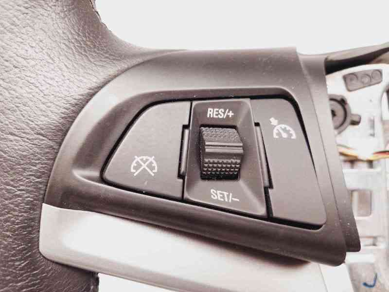 Recambio de volante para chevrolet cruze ls referencia OEM IAM 95227506 6