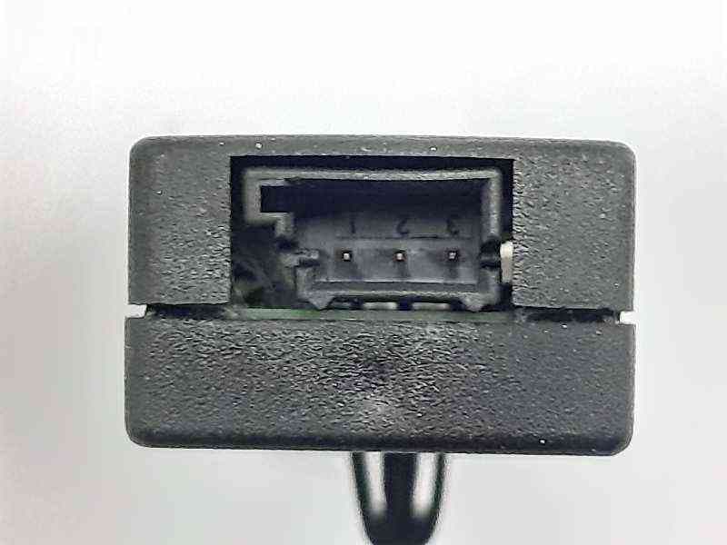 Recambio de modulo electronico para volvo v40 momentum referencia OEM IAM 31282107 2