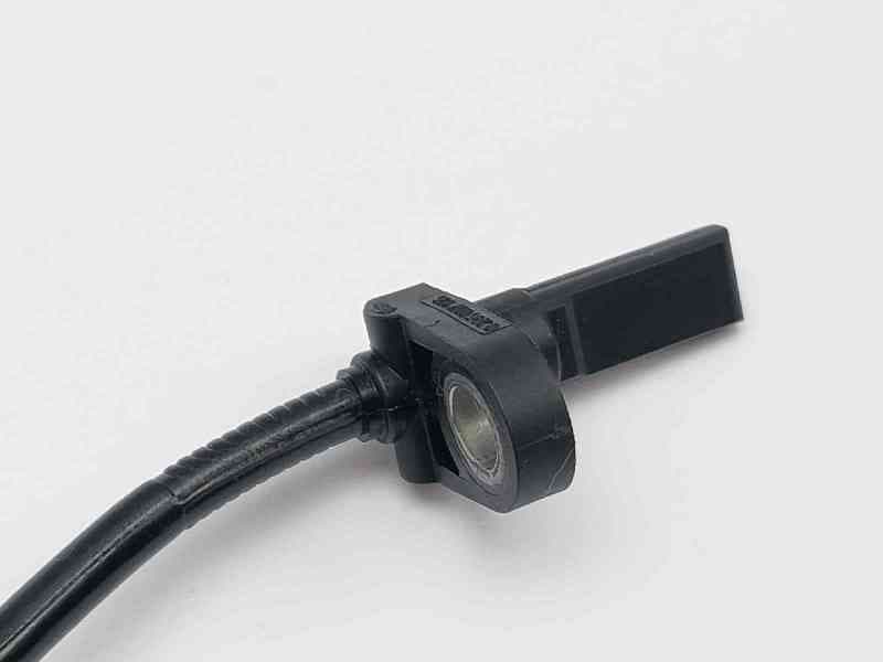 Recambio de sensor para peugeot 108 1.0 referencia OEM IAM 895420H030 3
