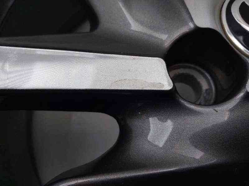 Recambio de llanta para toyota yaris hybrid referencia OEM IAM 426110DG80 3