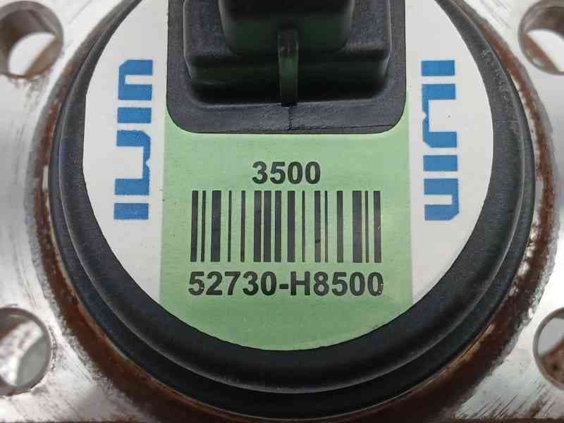 Recambio de buje para hyundai bayon (bc3) 1.2 mpi referencia OEM IAM 52730H8500 4