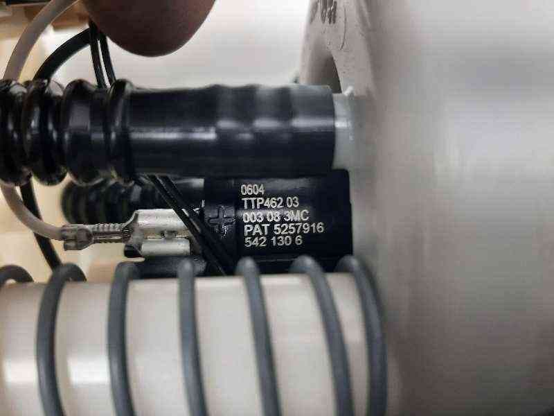 Recambio de bomba combustible para peugeot 308 premium referencia OEM IAM - Negro 3