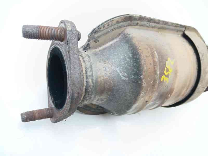 Recambio de catalizador para hyundai i30 classic referencia OEM IAM E9FL  U2B851 2