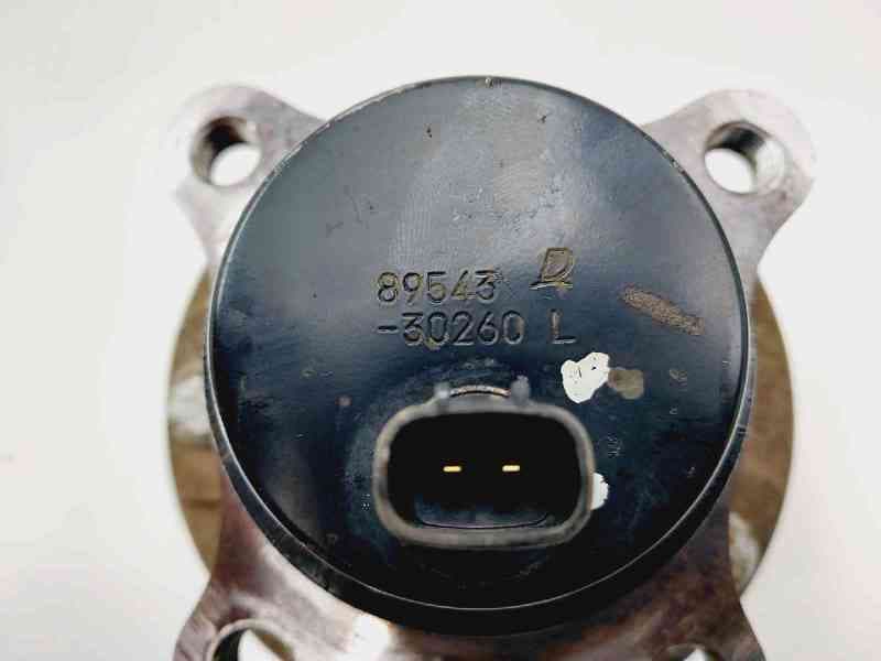 Recambio de buje para lexus is200 (ds2/is2) 220d referencia OEM IAM 8954330260 3