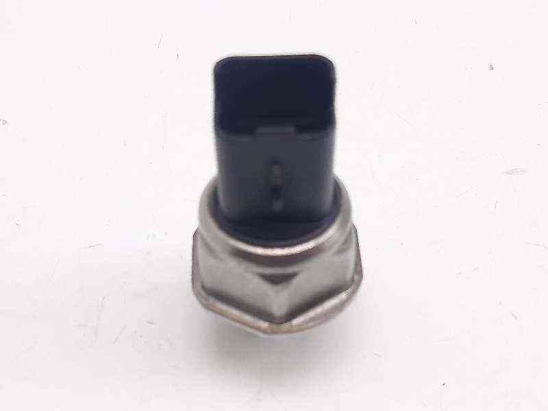 Recambio de sensor para peugeot 208 access referencia OEM IAM 9670076780 2