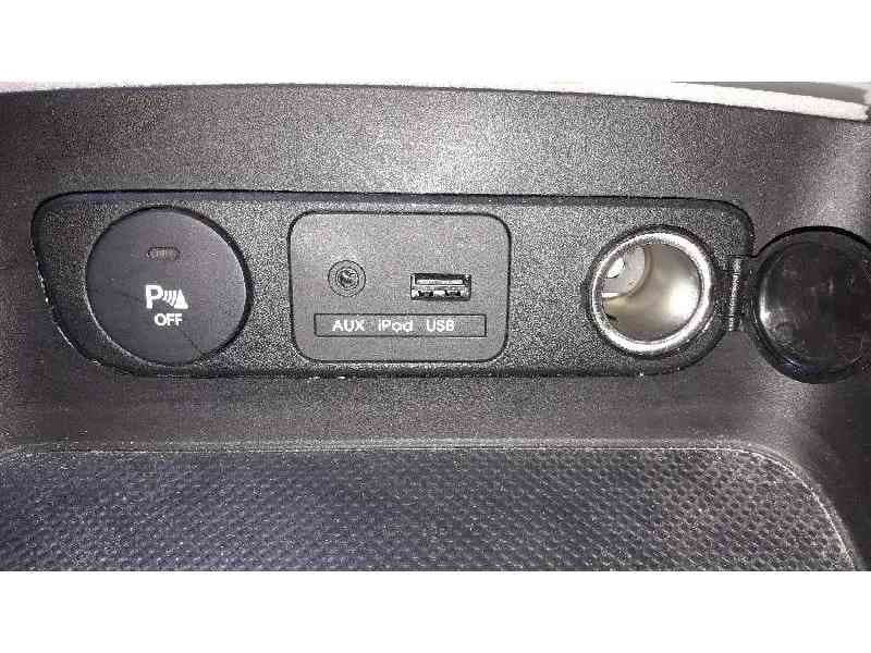 Recambio de cenicero para kia sportage drive 4x2 referencia OEM IAM 846313U010 2