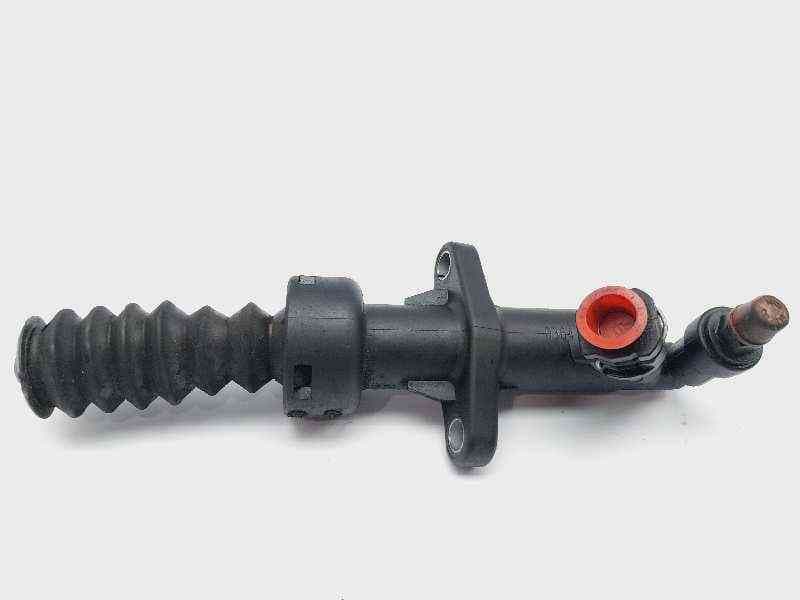 Recambio de bombin embrague para peugeot 3008 confort referencia OEM IAM 218299 2