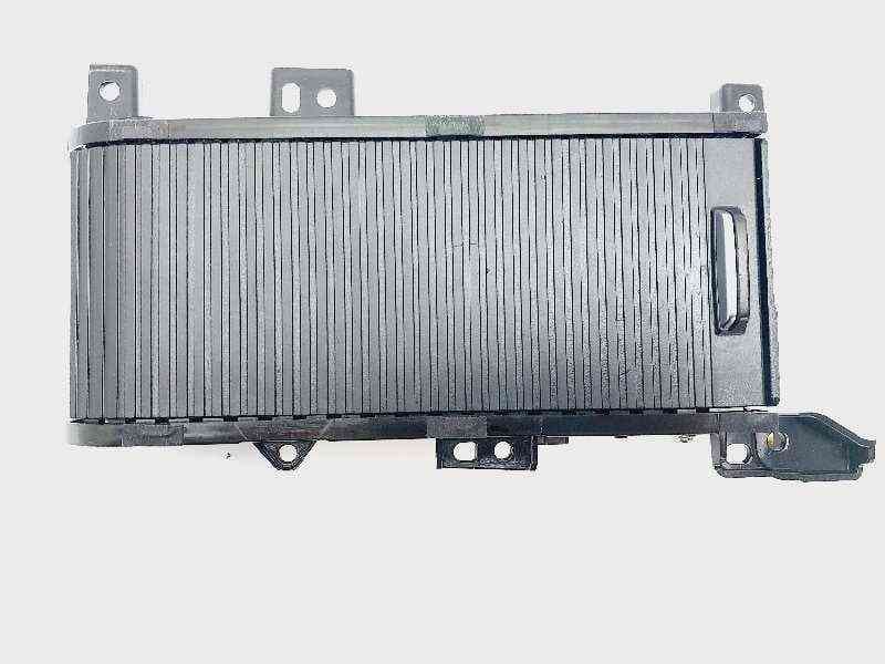 Recambio de guantera para renault talisman limited referencia OEM IAM 684308048R