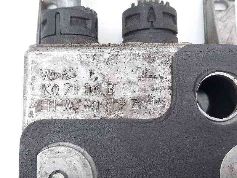 Recambio de palanca cambio para audi q3 (8ug) sport referencia OEM IAM 5N0711049T - Gris 3