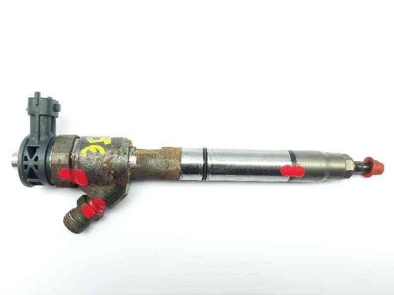Recambio de inyector para kia carens ( ) drive referencia OEM IAM 338002A610 0445110589