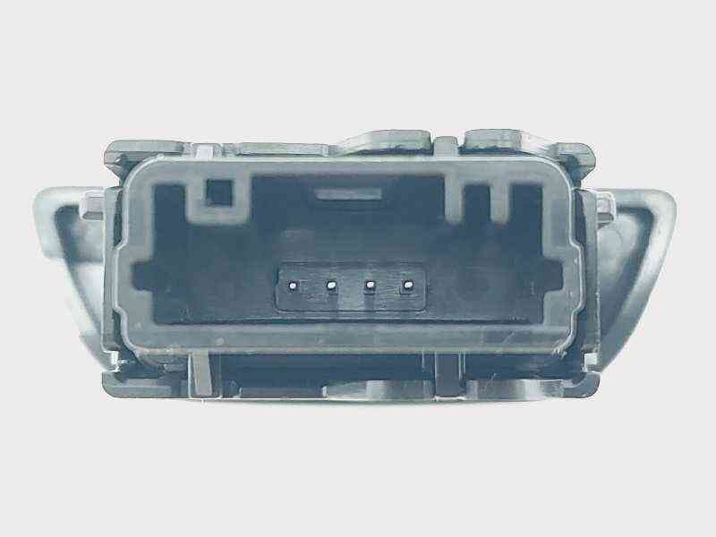 Recambio de warning para toyota yaris xpa1f referencia OEM IAM 15D509 843320D220 2