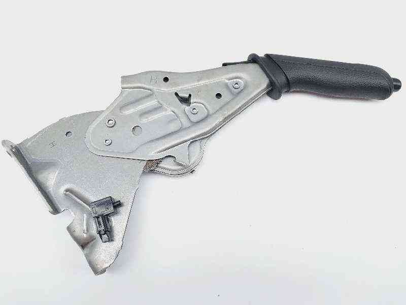 Recambio de palanca freno de mano para toyota yaris xpa1f referencia OEM IAM 2