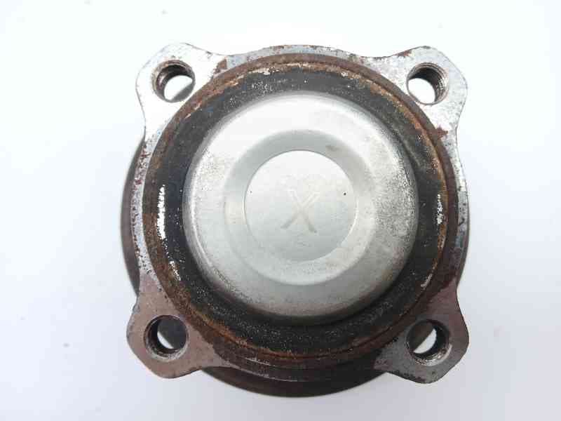 Recambio de buje para bmw x1 (f48) sdrive 18 d referencia OEM IAM 33406891924 2
