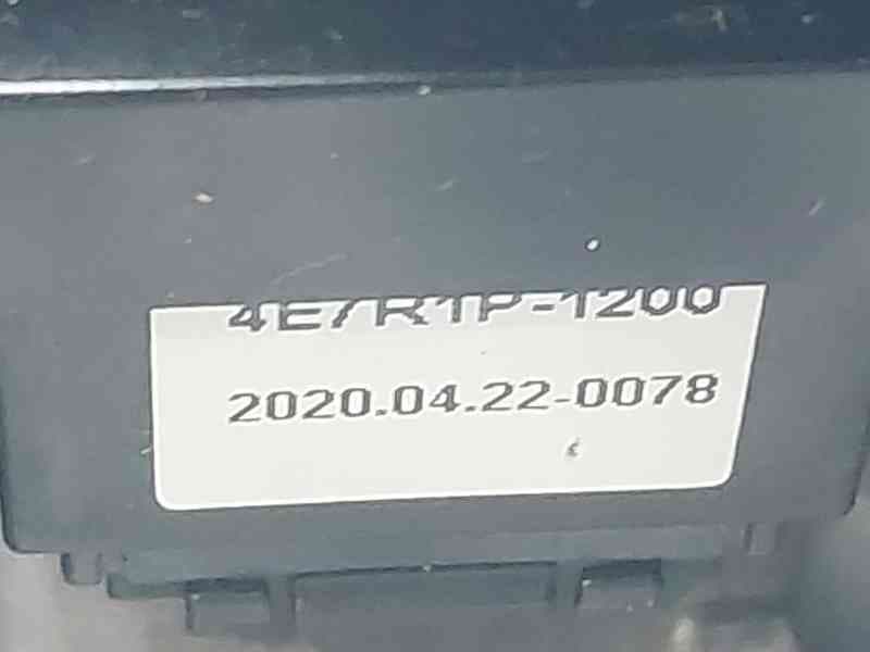 Recambio de volante para kia ceed crdi referencia OEM IAM 56100J7470SA1  4E7R2Y1200 8
