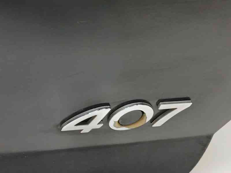 Recambio de porton trasero para peugeot 407 referencia OEM IAM 5