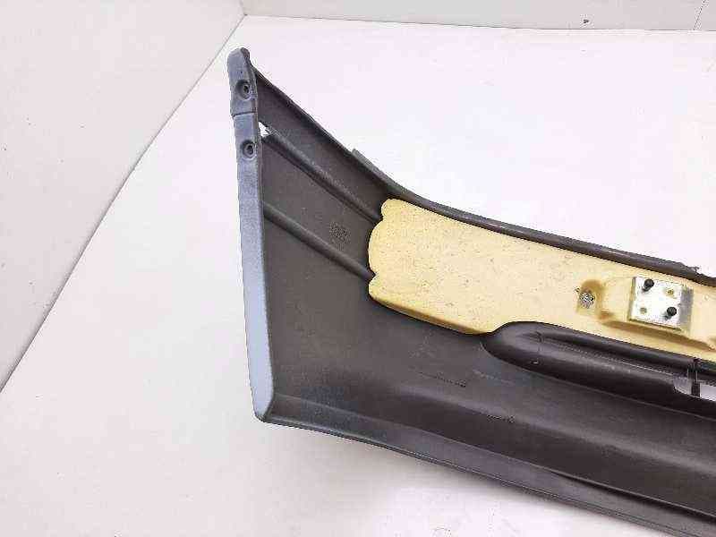 Recambio de paragolpes delantero para ford escort berlina/turnier referencia OEM IAM 3