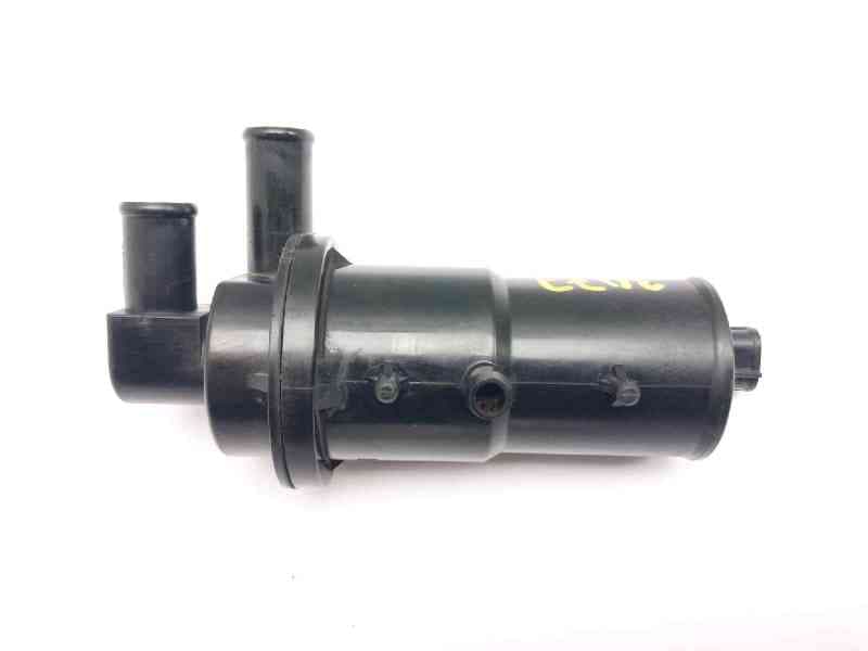 Recambio de bomba agua para lexus rx 400h referencia OEM IAM 0641001080 4