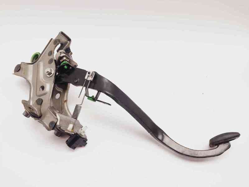 Recambio de pedal freno para toyota verso active referencia OEM IAM 4710120720 2