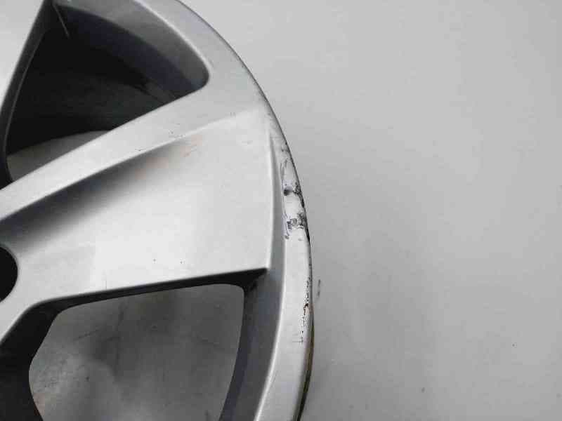 Recambio de llanta para seat leon (5f1) style referencia OEM IAM 5F0601025B 3