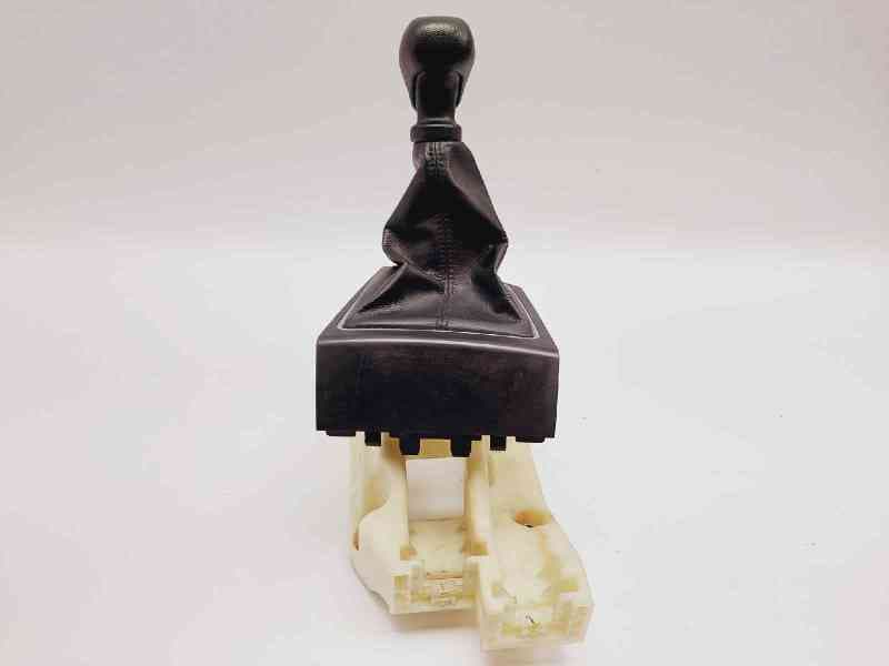 Recambio de palanca cambio para hyundai i20 classic referencia OEM IAM 43700XXXX 6