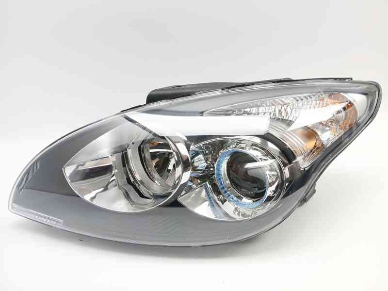 Recambio de faro izquierdo para hyundai i30 (fd) 1.6 crdi referencia OEM IAM 921012R000
