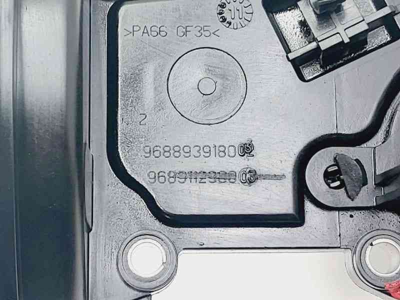 Recambio de tapa balancines para peugeot 5008 premium referencia OEM IAM 9688939180 2