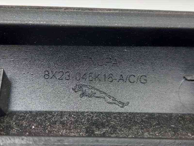 Recambio de moldura para jaguar xf 2.2 diesel referencia OEM IAM 8X23045K16A 3