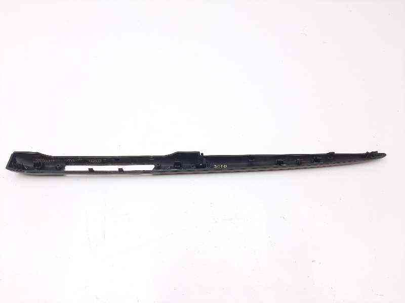 Recambio de moldura para jaguar xf 2.2 diesel referencia OEM IAM 8X23045K16A 4