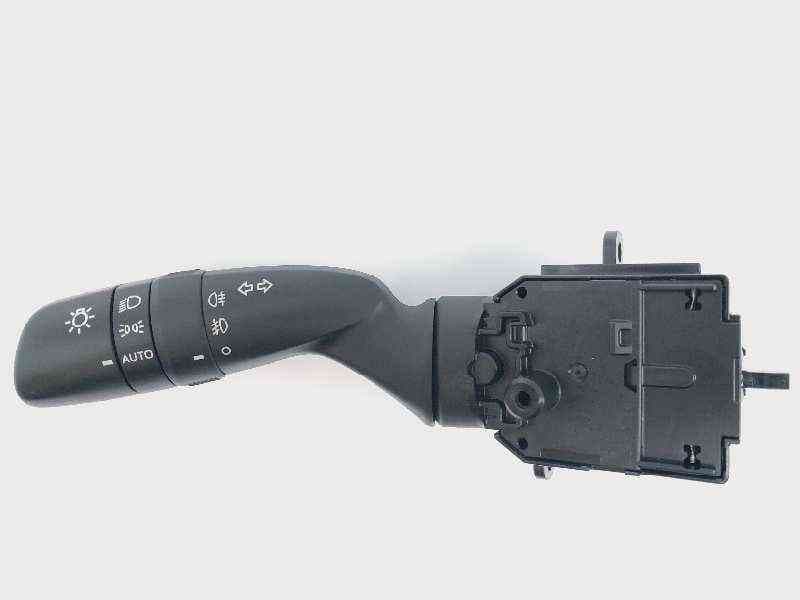 Recambio de mando luces para toyota yaris xpa1f referencia OEM IAM 02D7017J910