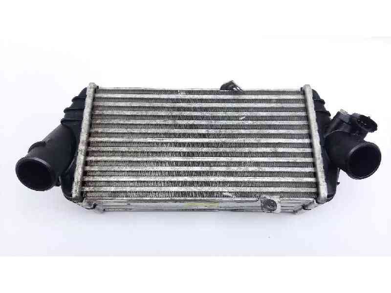 Recambio de intercooler para hyundai i30 (gd) style referencia OEM IAM 282702A770 - Blanco