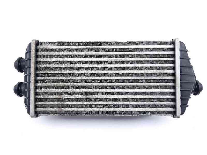 Recambio de intercooler para hyundai i30 (gd) style referencia OEM IAM 282702A770 - Blanco 2