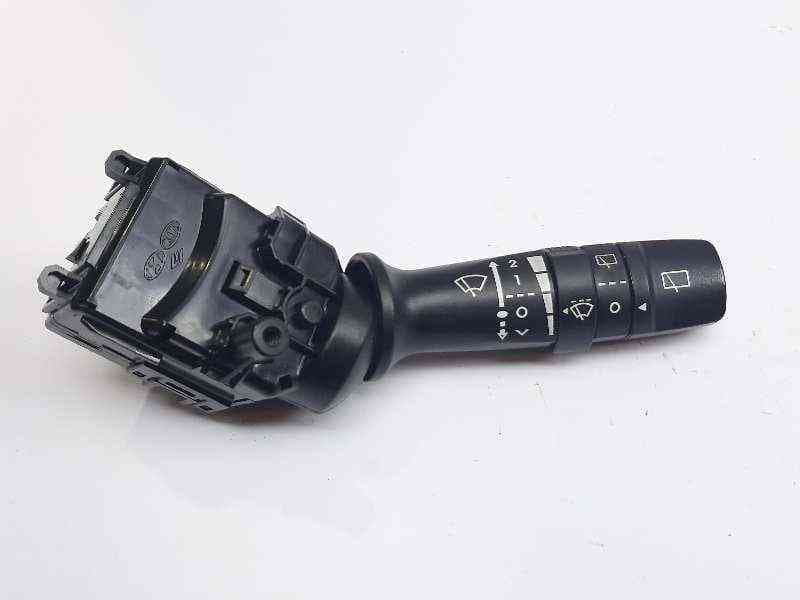 Recambio de mando limpia para hyundai i30 (gd) style referencia OEM IAM 934202K560 - Blanco
