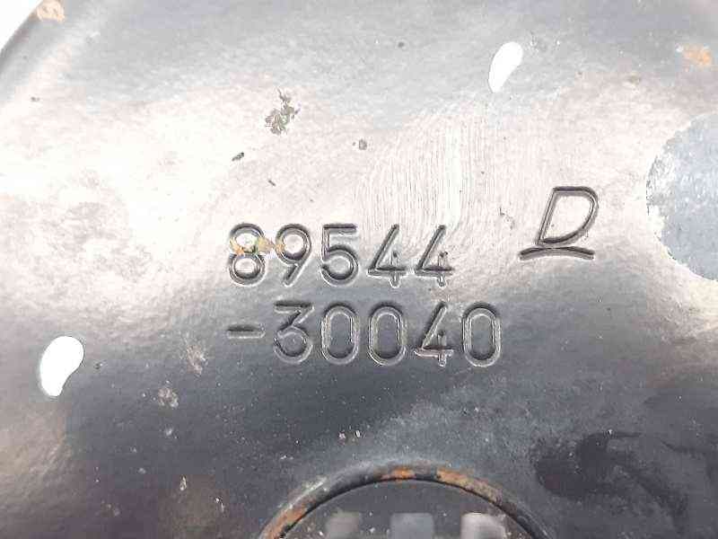 Recambio de buje para lexus is 300h referencia OEM IAM 8954430040 3