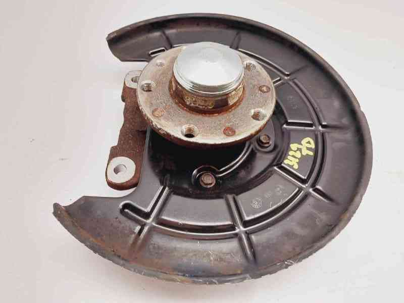 Recambio de buje para fiat tipo ii 356 berlina referencia OEM IAM 51754196