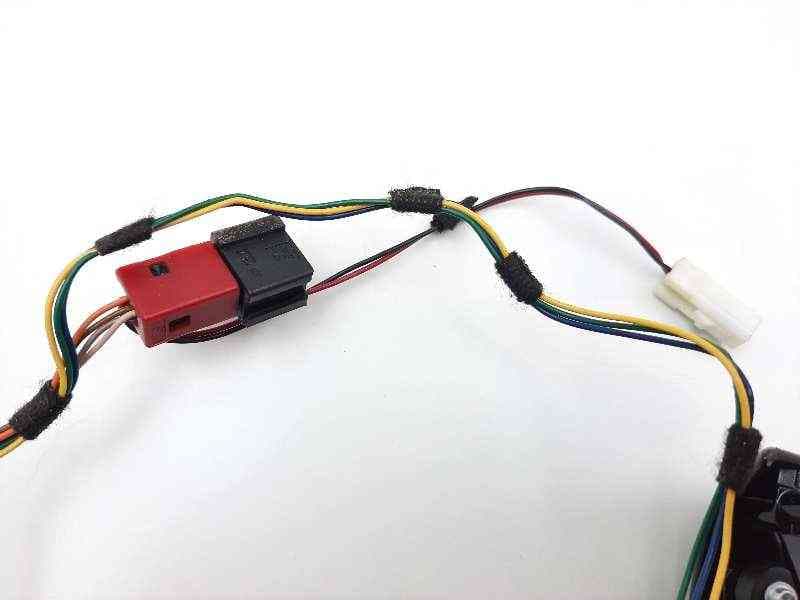 Recambio de mando volante para peugeot bipper básico referencia OEM IAM 630447100C - Blanco 3