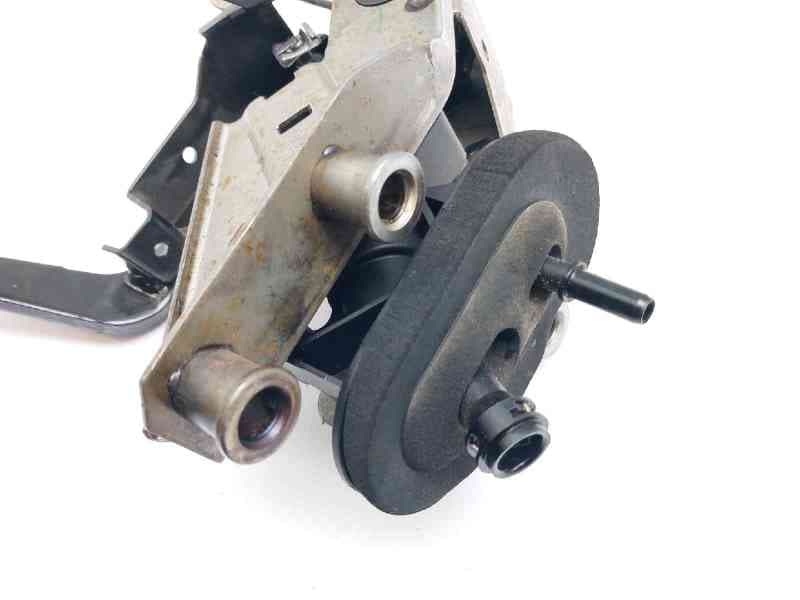 Recambio de pedal embrague para ford fiesta (cb1) ambiente referencia OEM IAM 1766725 4