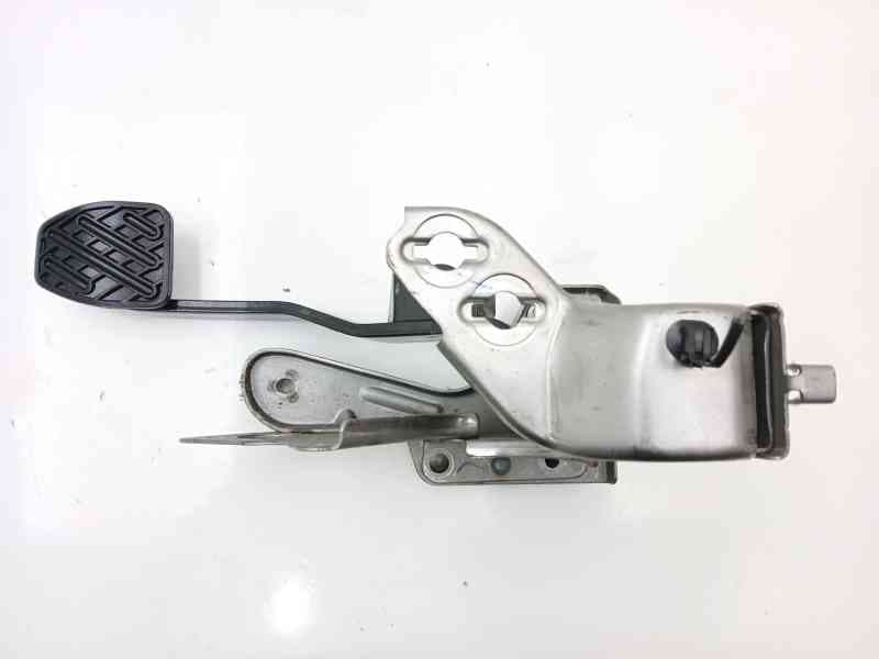 Recambio de pedal freno para nissan juke (f15) 1.2 dig-t referencia OEM IAM 465011KA2B